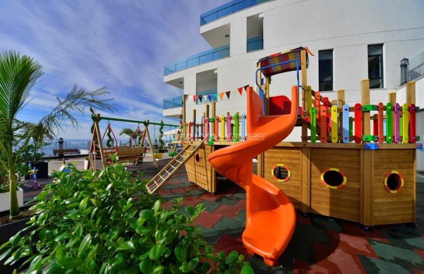 عقارات فاخرة للبيع بمفهوم فندق 5 نجوم في كوناكلي 18