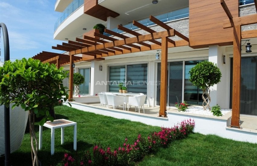 عقارات فاخرة للبيع بمفهوم فندق 5 نجوم في كوناكلي 9