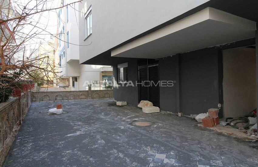 Middle-floor Real Estate with Separate Kitchens in Antalya 1