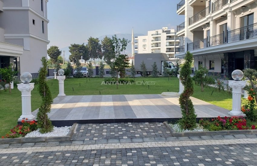 Penthouse Apartment with a Terrace with Sea View in Alanya 4