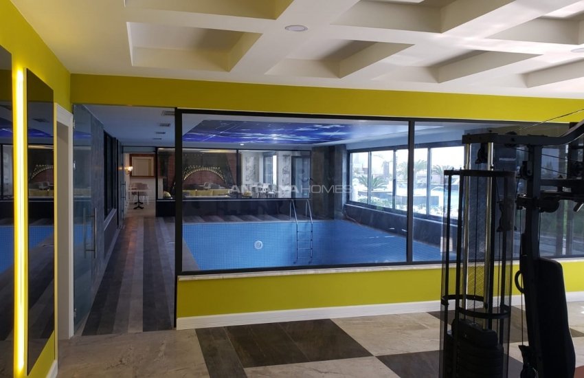 Penthouse Apartment with a Terrace with Sea View in Alanya 6