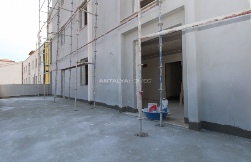 Office for Sale Fronting the Tram Line in Antalya 4