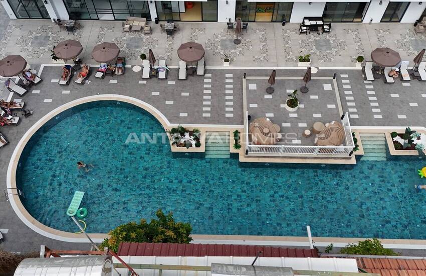 Alanya'da Plaja Yakın Modern Tasarımlı Ultra Lüks Daireler 3