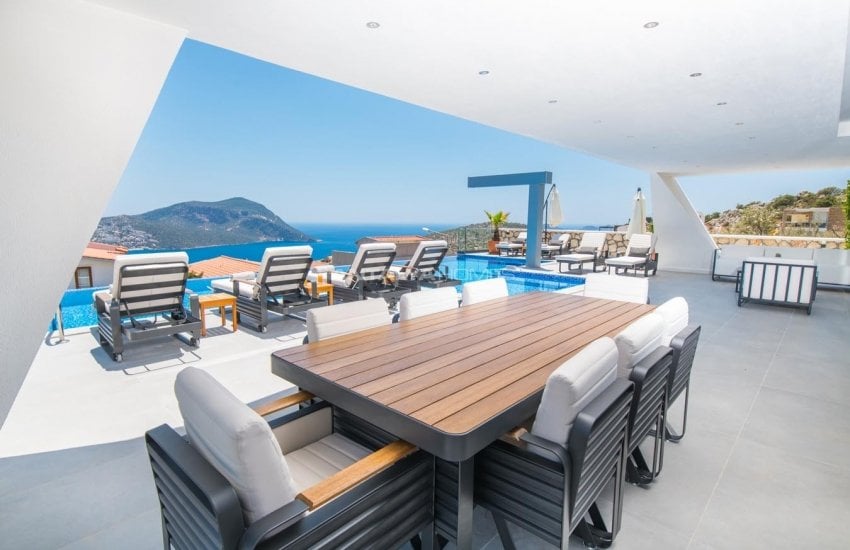 Classy Kalkan Villa with Infinity Pool Overlooking the Sea 16