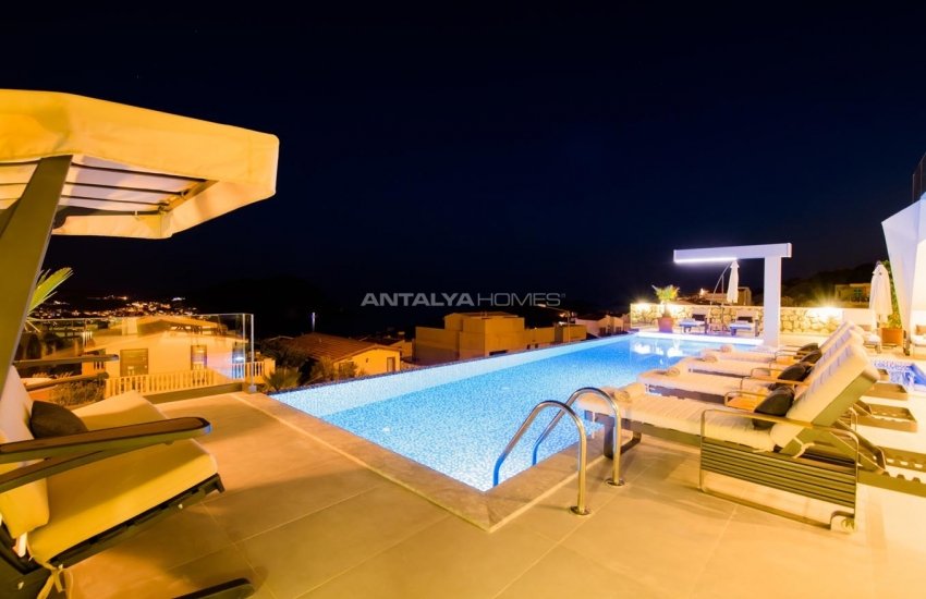 Classy Kalkan Villa with Infinity Pool Overlooking the Sea 22