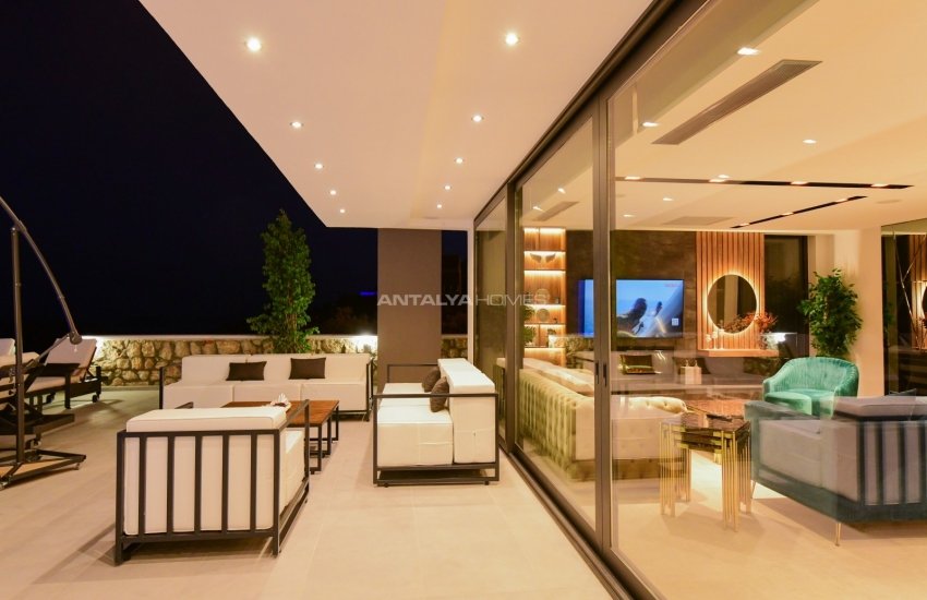 Ultra Luxurious Villa with 3 Swimming Pools in Kalkan 17