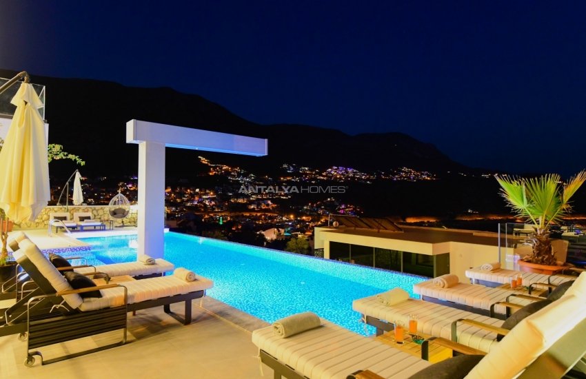 Ultra Luxurious Villa with 3 Swimming Pools in Kalkan 18