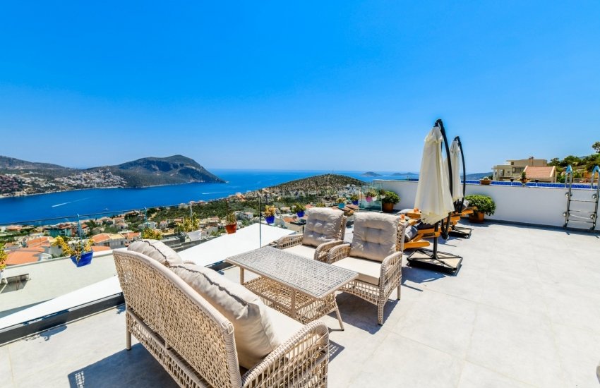Ultra Luxurious Villa with 3 Swimming Pools in Kalkan 7