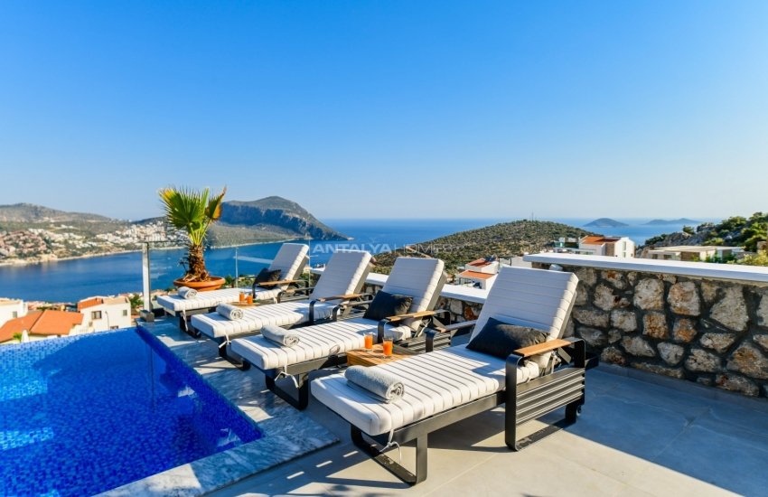 Ultra Luxurious Villa with 3 Swimming Pools in Kalkan 9