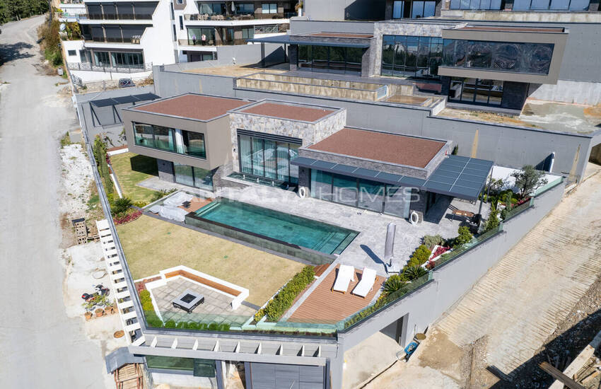 Alanya'da Modern Tasarıma Sahip Deniz Manzaralı Villalar 10