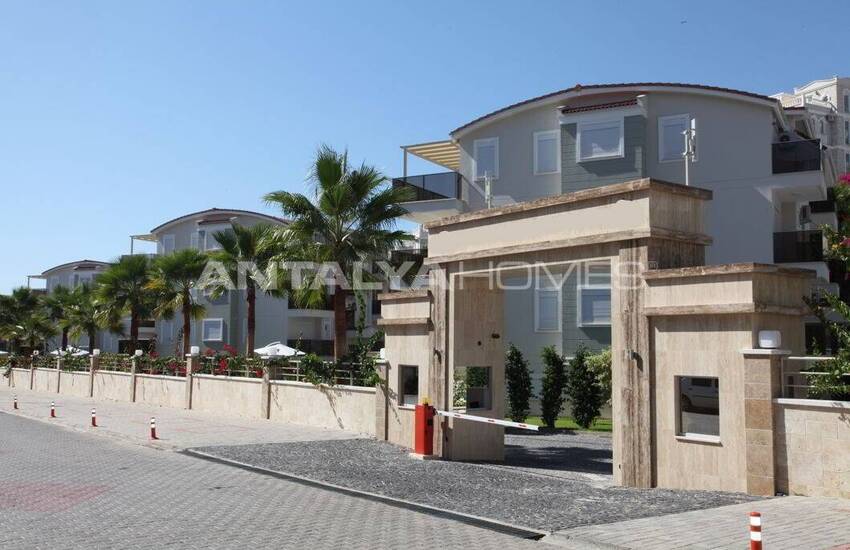 High Quality Ground Floor and Penthouse Flats in Alanya 16