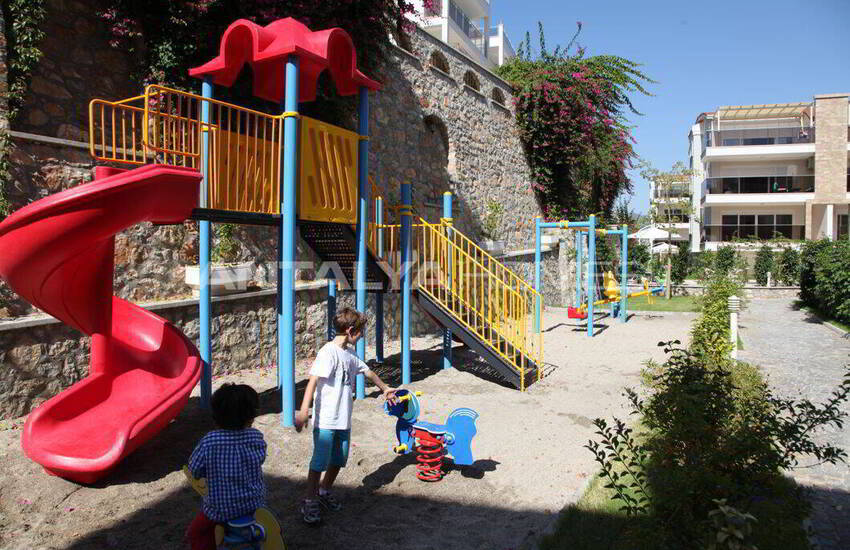 High Quality Ground Floor and Penthouse Flats in Alanya 2