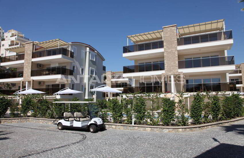 High Quality Ground Floor and Penthouse Flats in Alanya 10