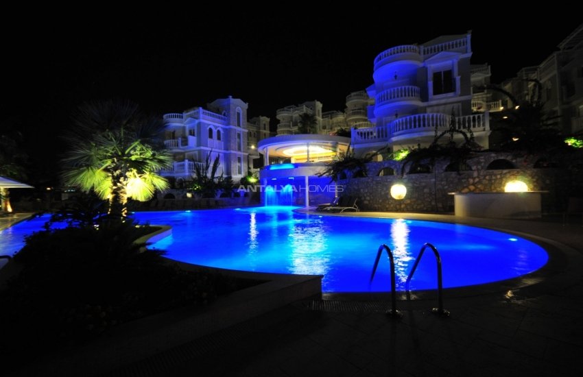 Triplex Detached Villas with Private Pool in Alanya Konakli 11
