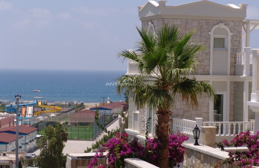 Triplex Detached Villas with Private Pool in Alanya Konakli 15