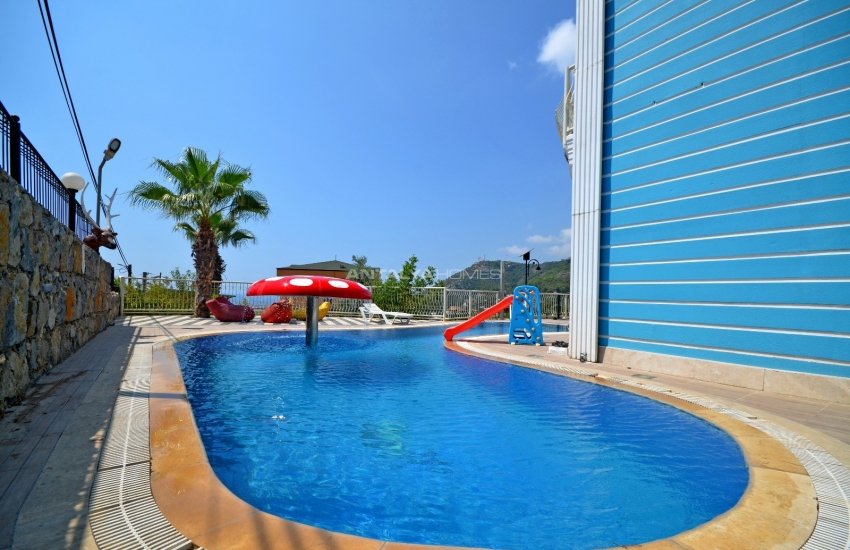 Capacious Houses in Alanya with Swimming Pool and Garden 5