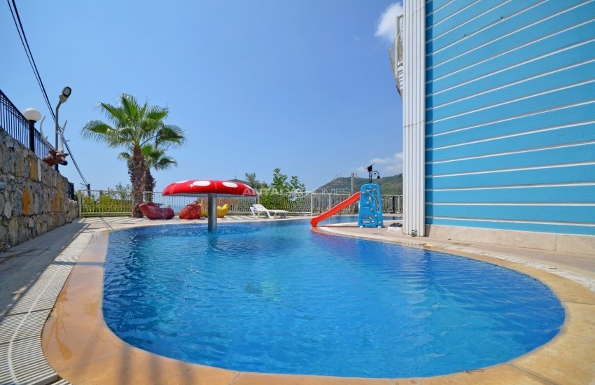 Capacious Houses in Alanya with Swimming Pool and Garden 7