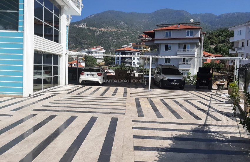 Capacious Houses in Alanya with Swimming Pool and Garden 9
