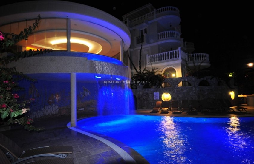 Moderne Villa Mit Privatem Pool Und Garten In Konakli 10