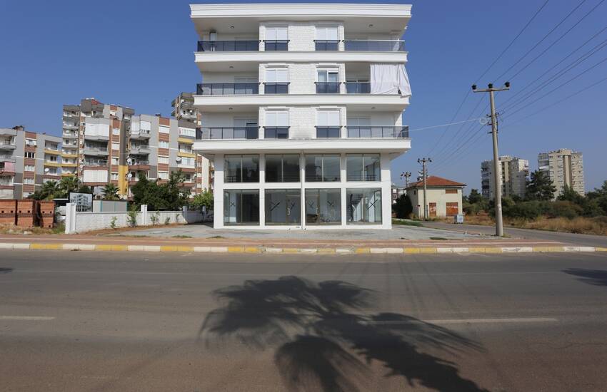 Brand New Real Estate Close to Social Amenities in Antalya