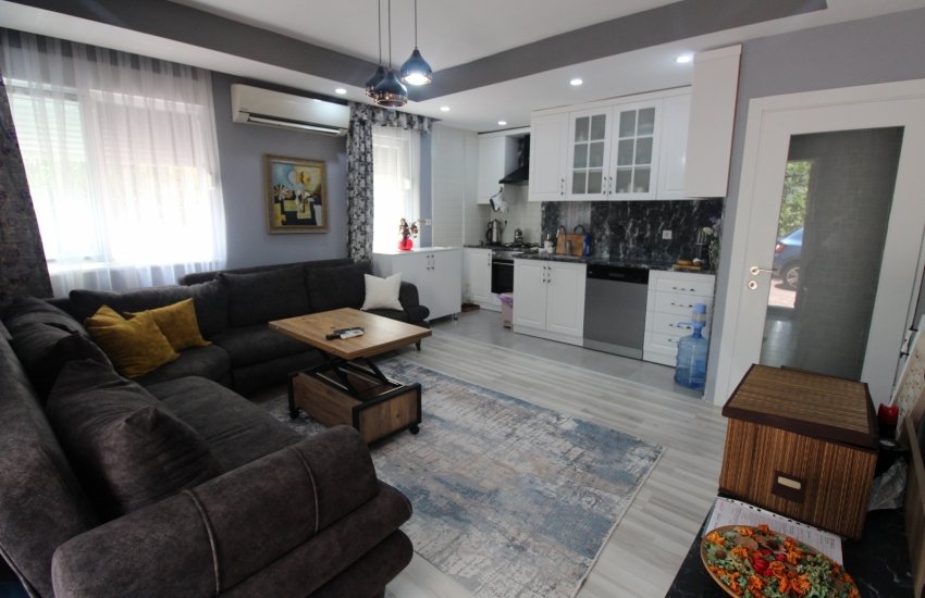 Ground Floor Apartment with an Outdoor Car Park in Antalya 7