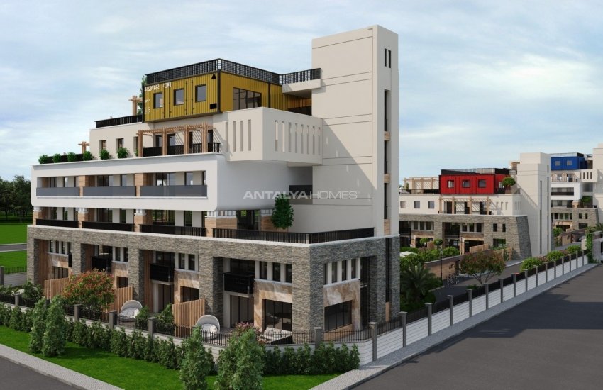 Modern Real Estate Within a Luxe Complex in Antalya Aksu 2