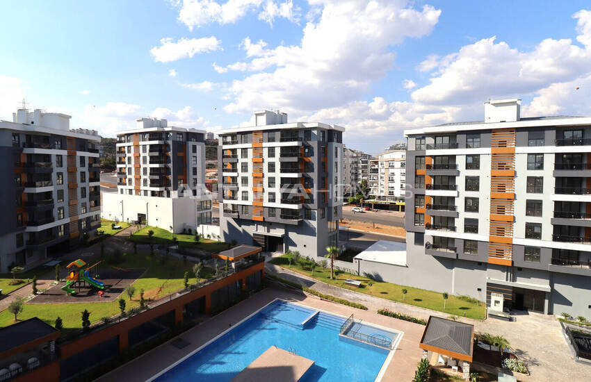 Lägenheter I Projekt Med Rika Faciliteter I Kepez Antalya