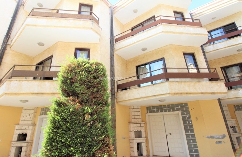Triplex House Close to Social Amenities in Antalya Belek 4