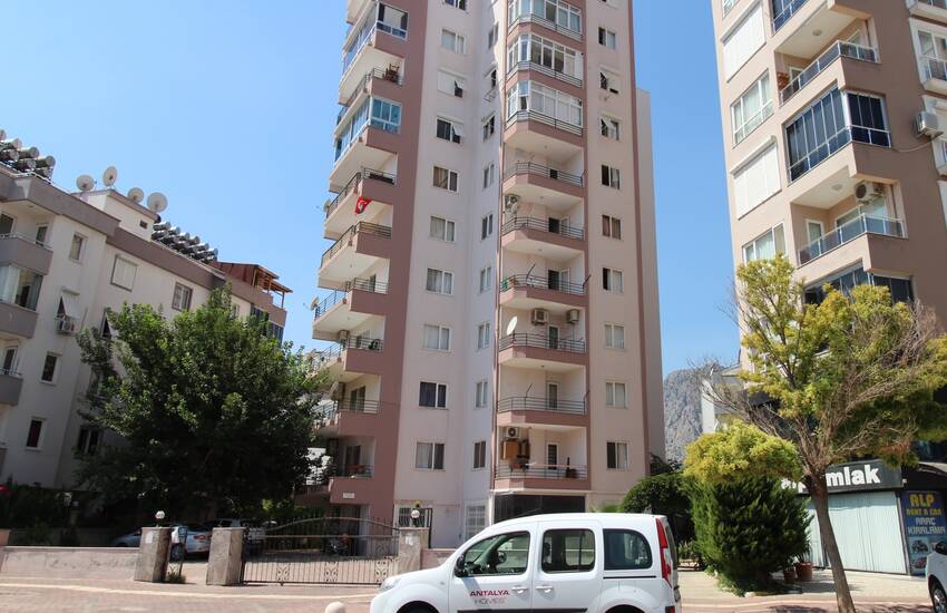 Geräumige Und Möblierte Wohnung In Konyaalti Antalya