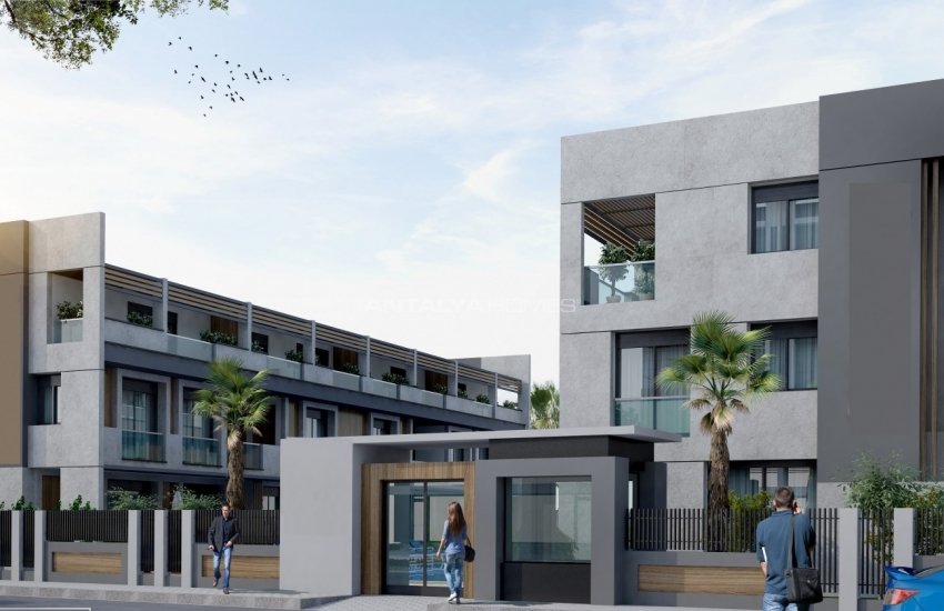 Flats in a Luxury Complex with Pools in Antalya Lara 3