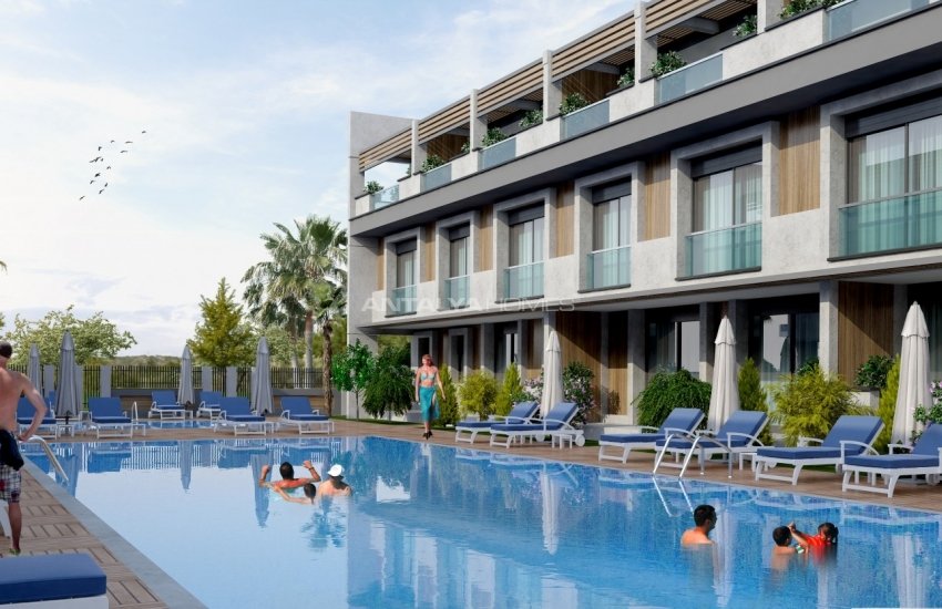 Flats in a Luxury Complex with Pools in Antalya Lara 6