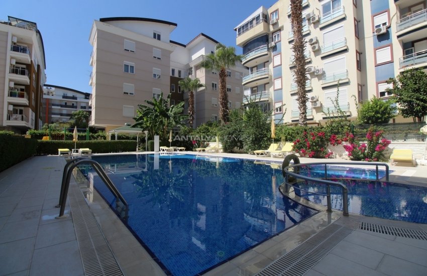 Flat Within Walking Distance of the Sea in Konyaalti Antalya 2