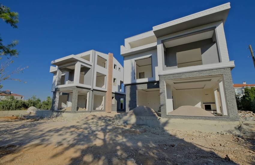 Triplex Villas Equipped with Rich Features in Antalya