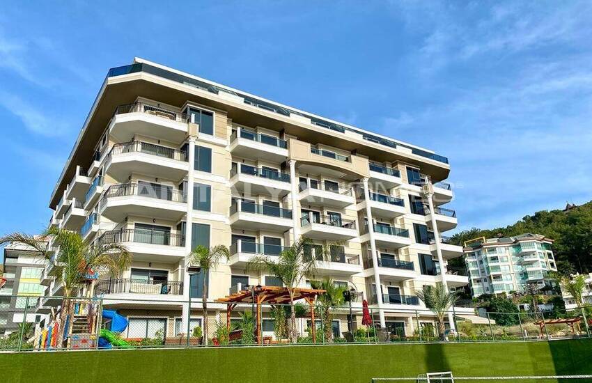 Modern Apartments with Swimming Pools in Alanya Kargicak