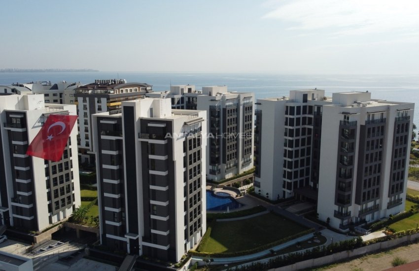 Spacious Apartments with Breathtaking Sea View in Konyaalti 4