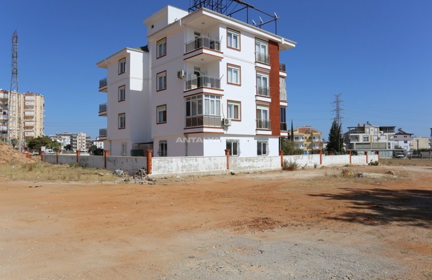 Key Ready 3+1 Apartments 1 Km From the Tram Station in Kepez 2