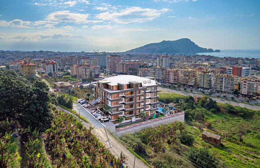Well Located Sea View Flats with a Swimming Pool in Alanya