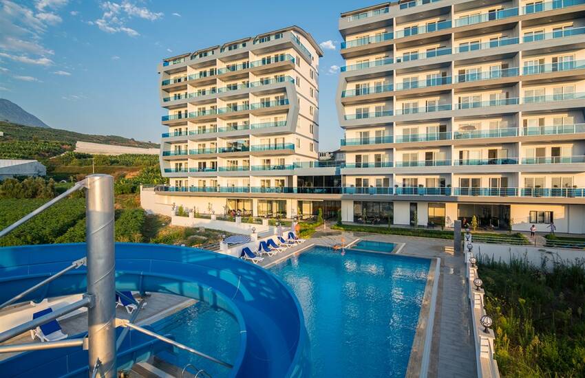 Apartment in a Complex with Rich Features in Alanya Mahmutlar 1