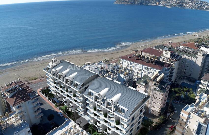 Well Located Dazzling Seafront Apartments in Alanya