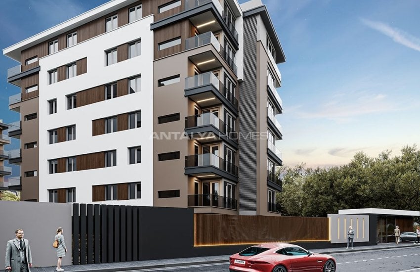 Apartments in a Complex with Rich Facilities in Konyaaltı 1