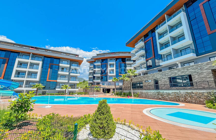 Alanya Kestel'de Havuzlu ve Güvenlikli Sitede Daireler 6