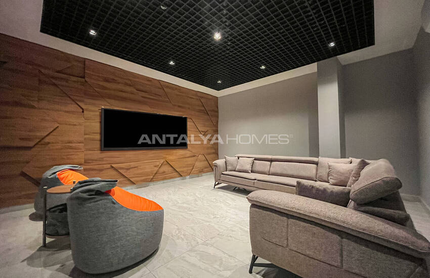 Alanya Kestel'de Havuzlu ve Güvenlikli Sitede Daireler 2