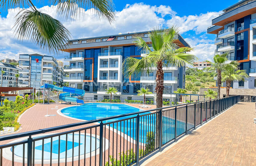 Flats in a Secure Complex with Swimming Pools in Kestel Alanya 11