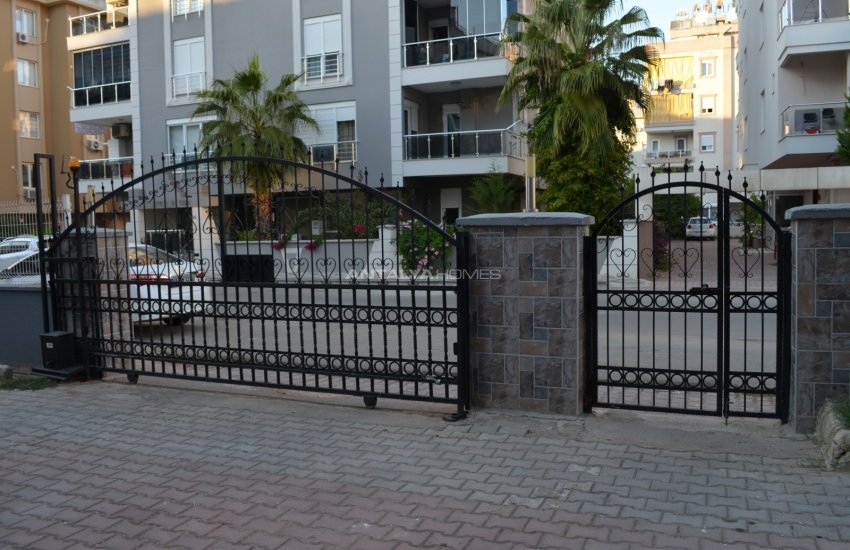 Spacious Reverse Duplex Apartment for Sale in Antalya Lara 4