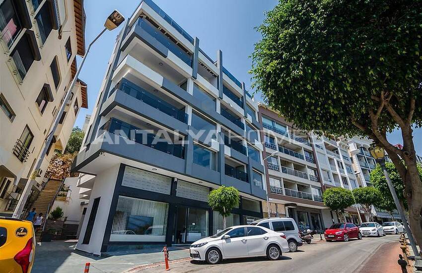 Contemporary Designed Chic Apartments in a Prime Location in Alanya 1