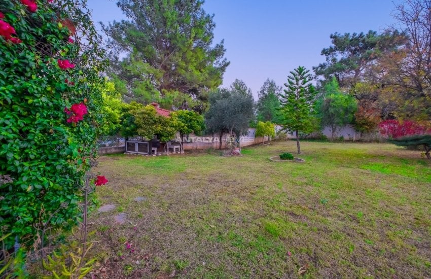 Specially-designed House with Garden in Antalya Aksu 15