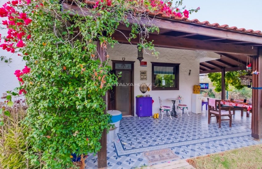 Specially-designed House with Garden in Antalya Aksu 8