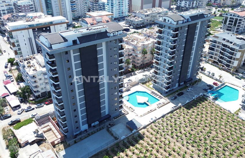 آپارتمان های نوساز نزدیک به ساحل در مرکز محموتلار 1