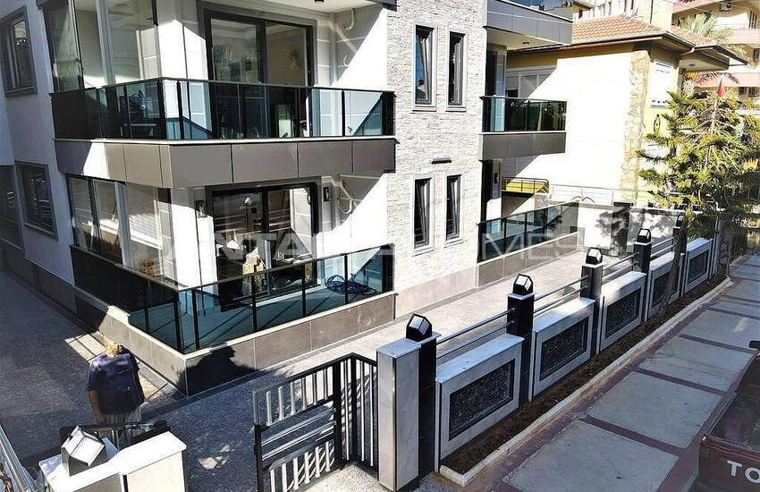 Centrally Located Modern Flats Close to the Beach in Alanya 3