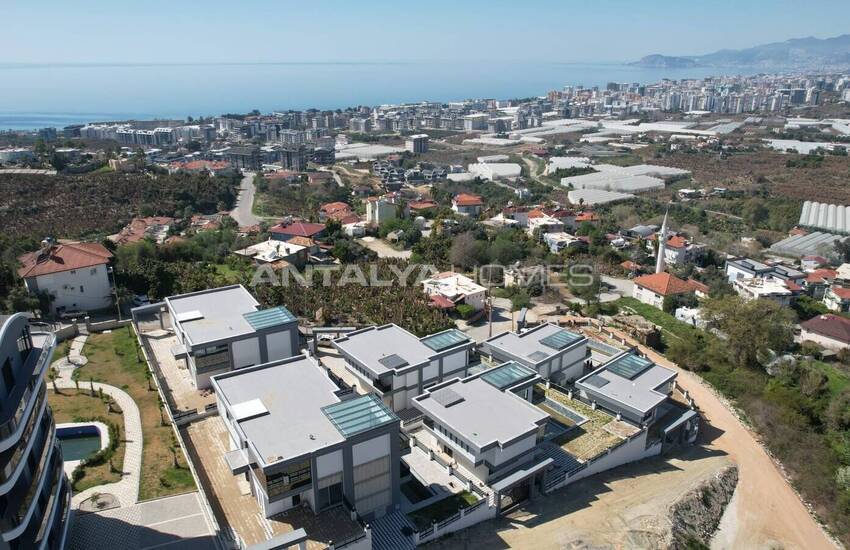Villas Vue Sur Château Et Mer Avec Piscines Privées À Alanya 2